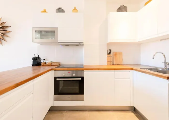 Apartamento Résidence 3p Avec Balcons, 3min Du Palais Des Congrès - 3p Avec Balcons, 3min Du Palais Des Congrès Mae-3053