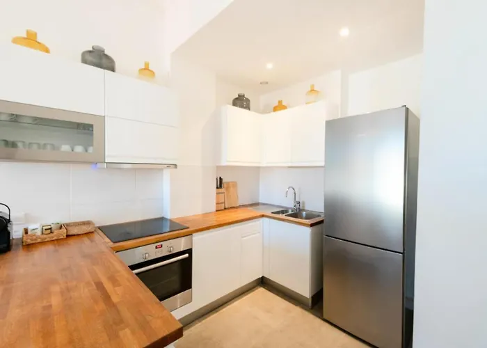 Apartamento Résidence 3p Avec Balcons, 3min Du Palais Des Congrès - 3p Avec Balcons, 3min Du Palais Des Congrès Mae-3053 *