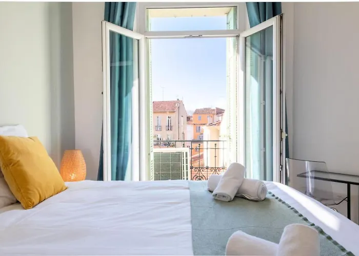 Résidence 3p Avec Balcons, 3min Du Palais Des Congrès - 3p Avec Balcons, 3min Du Palais Des Congrès Mae-3053