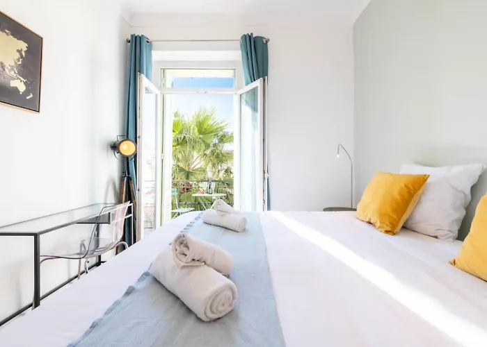 Résidence 3p Avec Balcons, 3min Du Palais Des Congrès - 3p Avec Balcons, 3min Du Palais Des Congrès Mae-3053 Apartamento