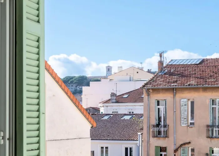 Résidence 3p Avec Balcons, 3min Du Palais Des Congrès - 3p Avec Balcons, 3min Du Palais Des Congrès Mae-3053 Apartamento *